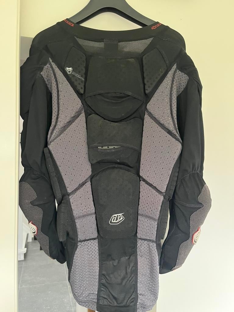 Troy lee design protection vtt, Enlèvement, Comme neuf