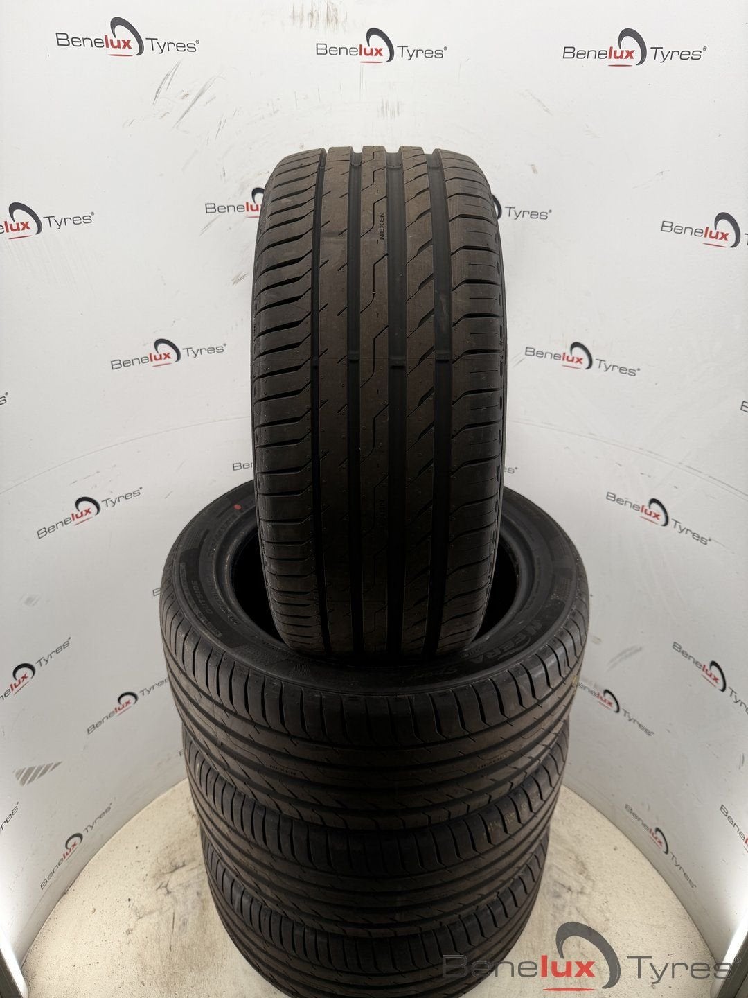 demo 255/45ZR18 255/45R18 255/45 ZR18 R18 255/45/18 2554518, Auto-onderdelen, Banden en Velgen, Ophalen, 18 inch, Gebruikt, 255 mm