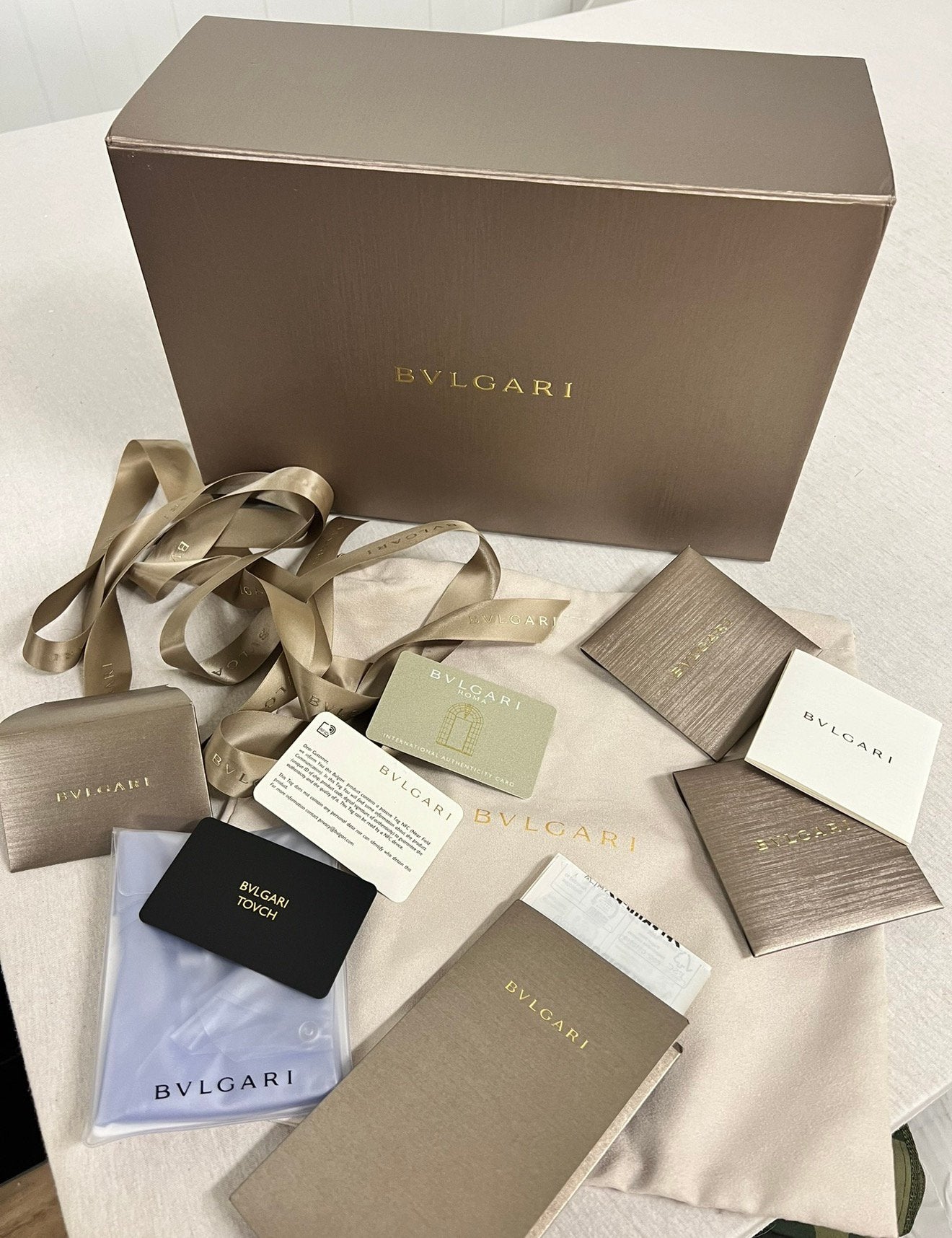 Bvlgari Serpenti jewels doos + certificaat + bon Tas box, Handtassen en Accessoires, Overige Accessoires, Ophalen of Verzenden
