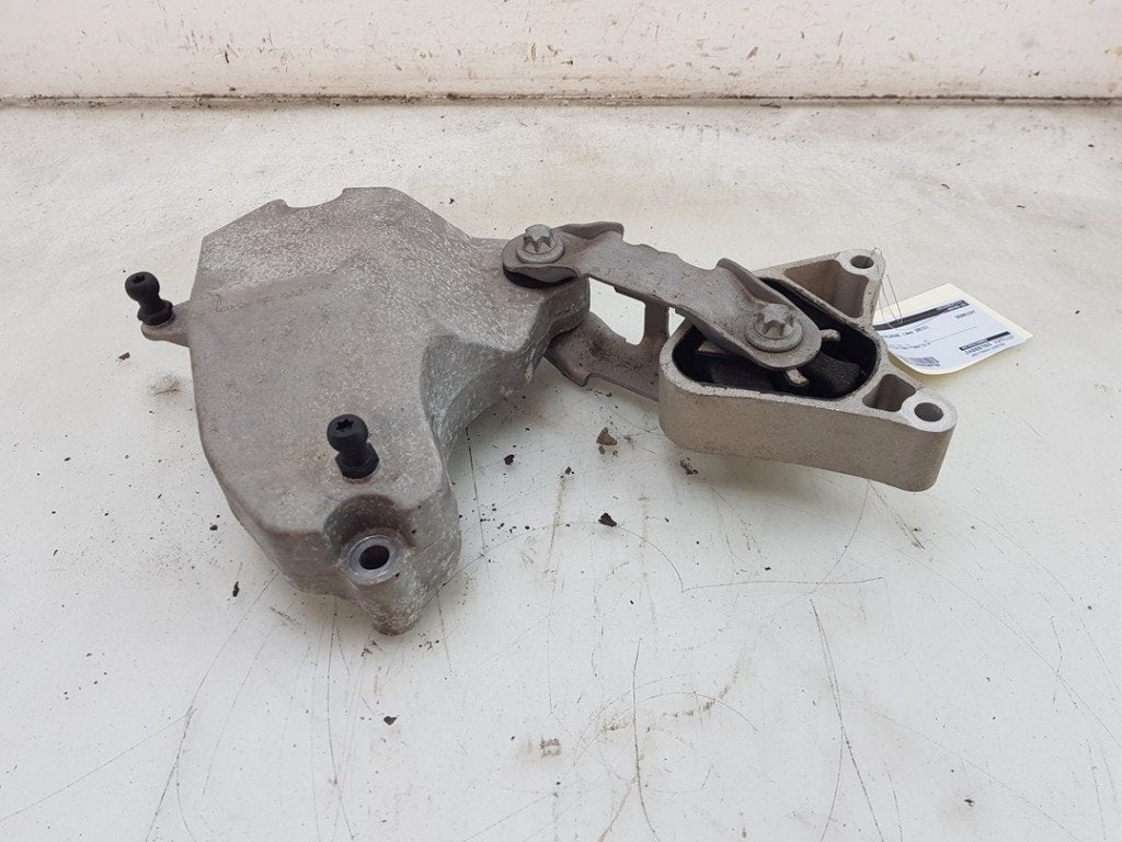 MOTORSTEUN Mercedes-Benz A (W176) (01-2012/05-2018), Auto-onderdelen, Gebruikt, Mercedes-Benz