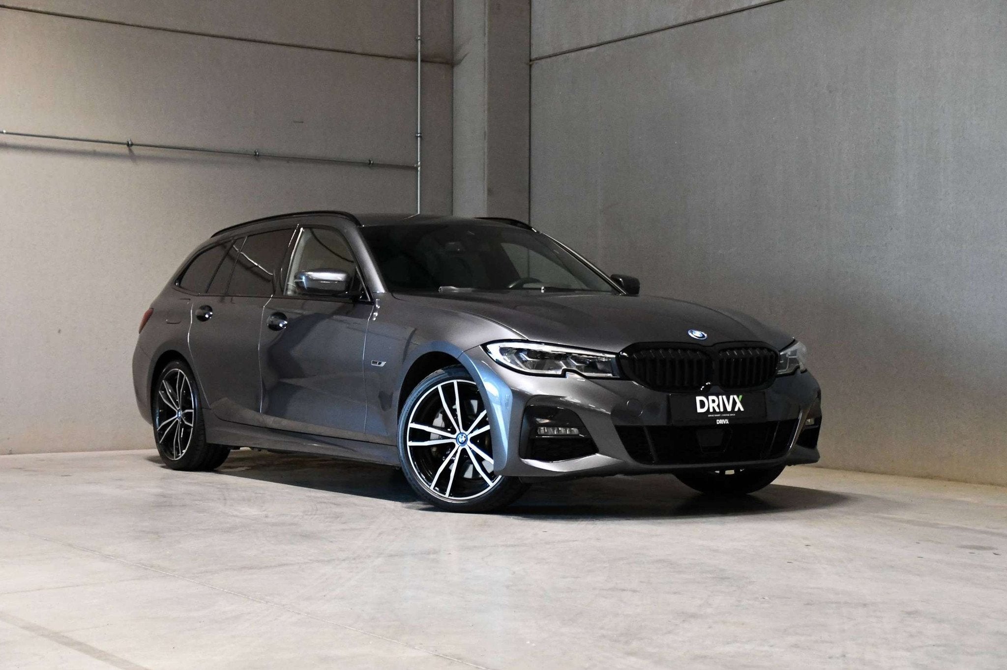 BMW 3 Serie 330 330e Touring - PHEV - M-Sport - Keyless - La, Autos, Achat, Euro 6, Noir, Automatique