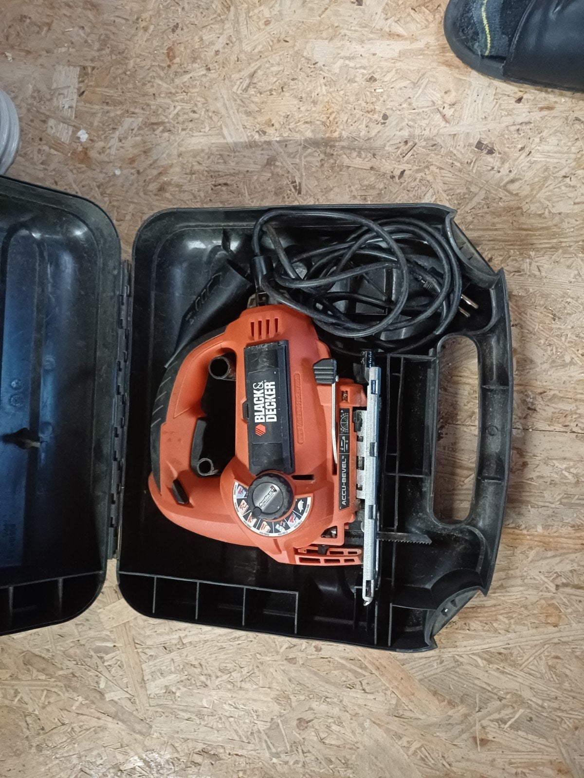 decoupeerzaag black&decker, Ophalen, Gebruikt