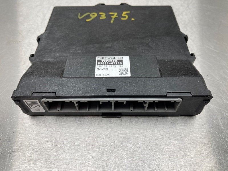 DIVERS Computer hybride accu Prius (ZVW3) (|8968147100|), Utilisé, Toyota
