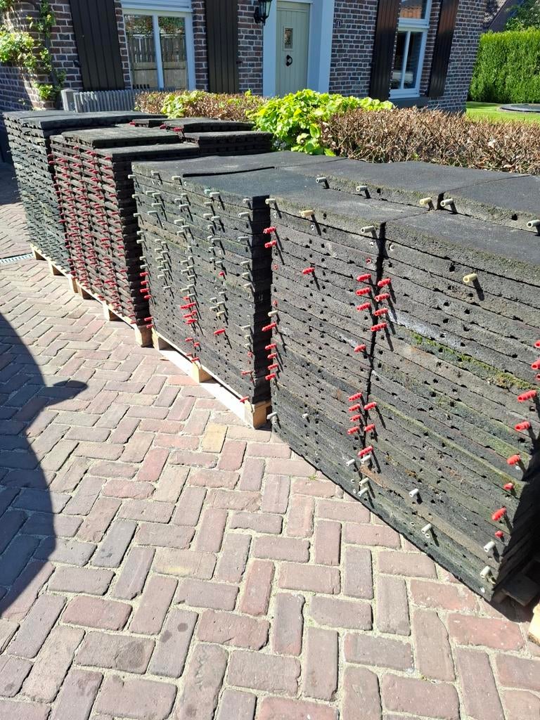 ✅️Rubberen tegels Speeltoestellen Stalmatten Paardenstallen