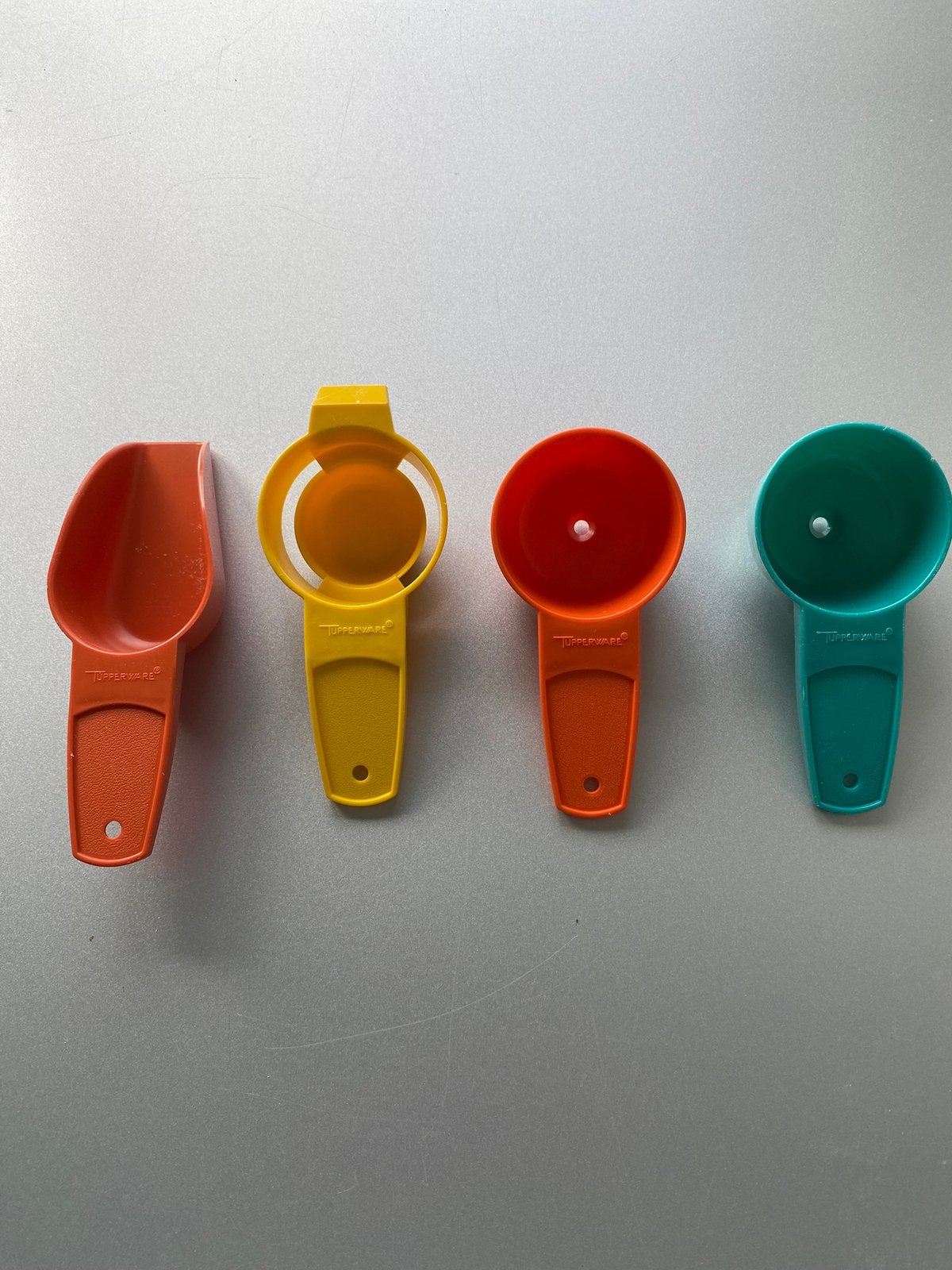 🍄 Tupperware keukenhulpjes Retro / Vintage (2. € voor 4 ), Huis en Inrichting, Keuken | Tupperware, Ophalen of Verzenden, Gebruikt