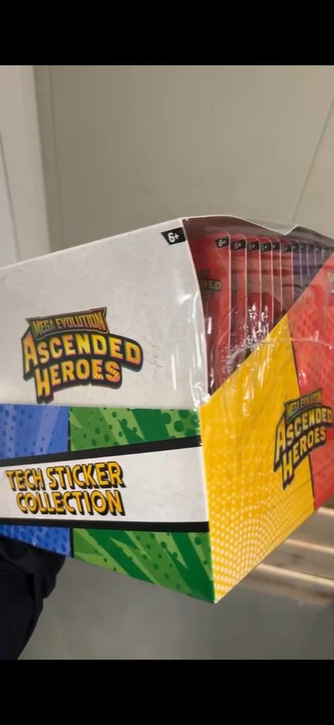 (VERKOCHT) Pokemon Ascended heroes Tech sticker collection, Enlèvement