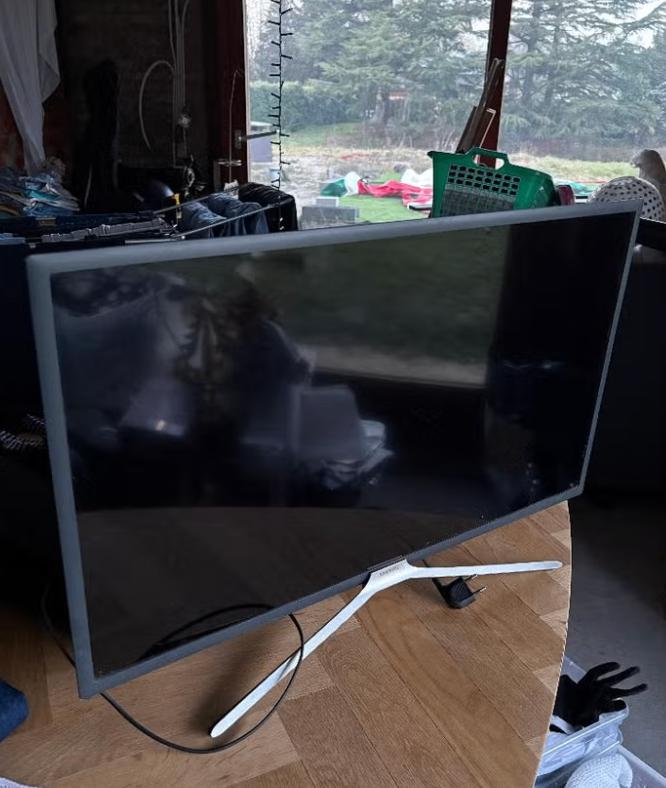 Samsung TV UE32M5520AWXXN, Audio, Tv en Foto, Ophalen, Zo goed als nieuw, Samsung, Smart TV