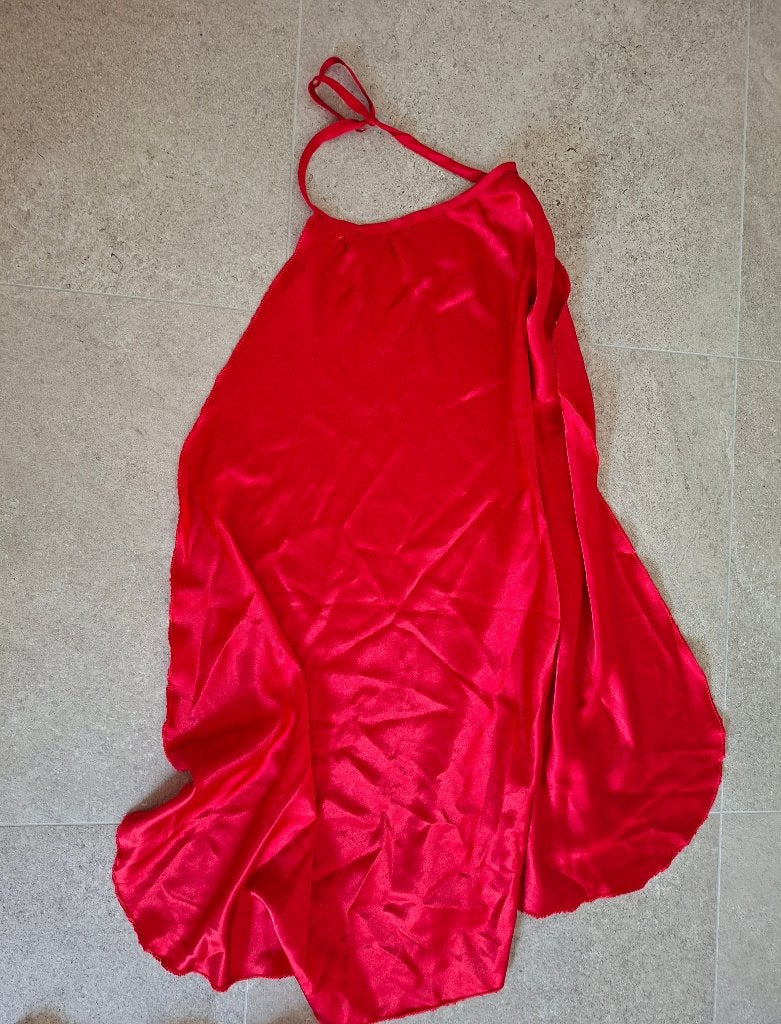 Supergirl: verkleed cape en rok (maat M/L), Ophalen of Verzenden, Zo goed als nieuw