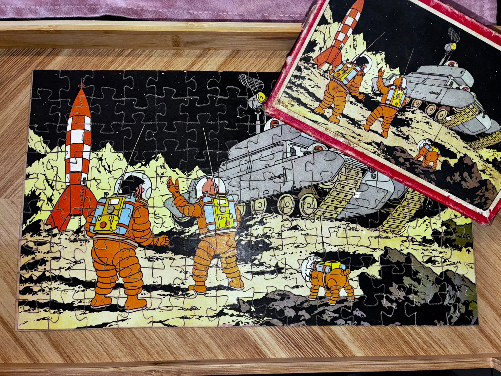 Puzzle TINTIN des annees 1950  Article rare !, Hobby & Loisirs créatifs, Enlèvement, Moins de 500 pièces, Utilisé, Puzzle