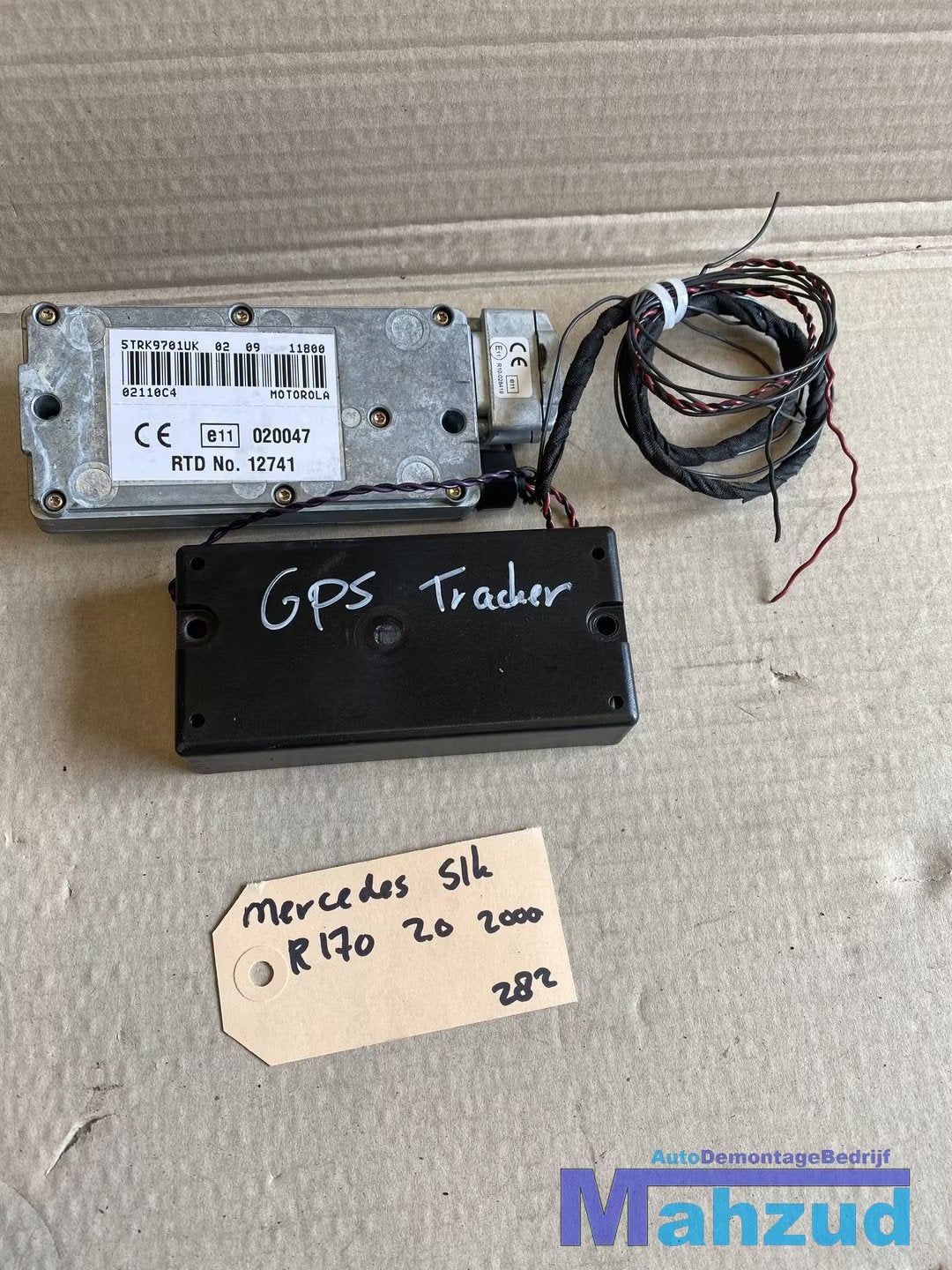 Mercedes SLK R170 GPS TRACKER MOTOROLA 020047 RTD 12741, Fabrikant BV, Utilisé, Info@fabrikant.eu, Fabrikantstraat 1
1000 AA  Amsterdam, NL