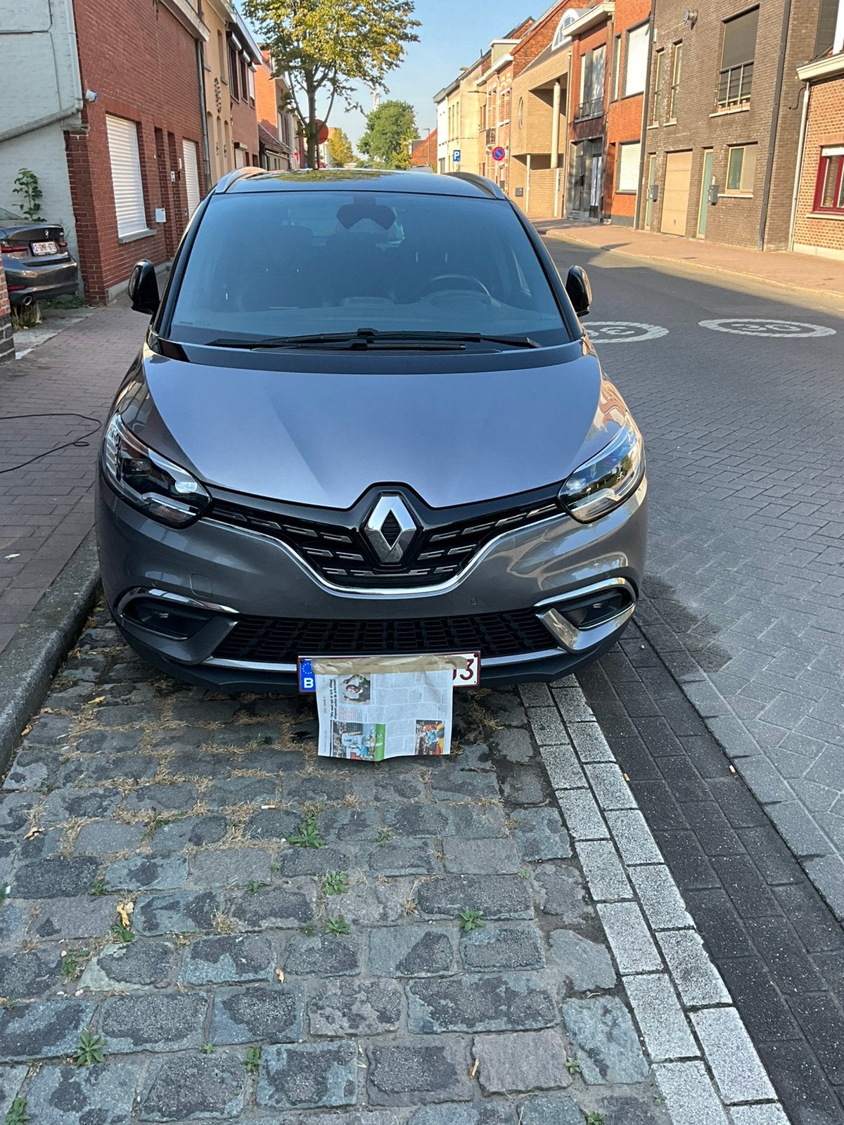 Wegens gezondheidsredenen te koop Renault scanic, Auto's, Automaat, Monovolume, 4 cilinders, Leder en Stof