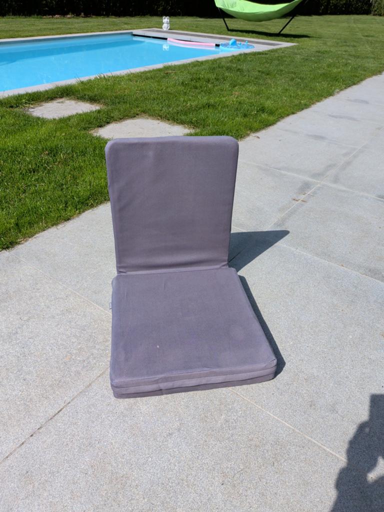 Opvouwbaar meditatiestoeltje, Ophalen