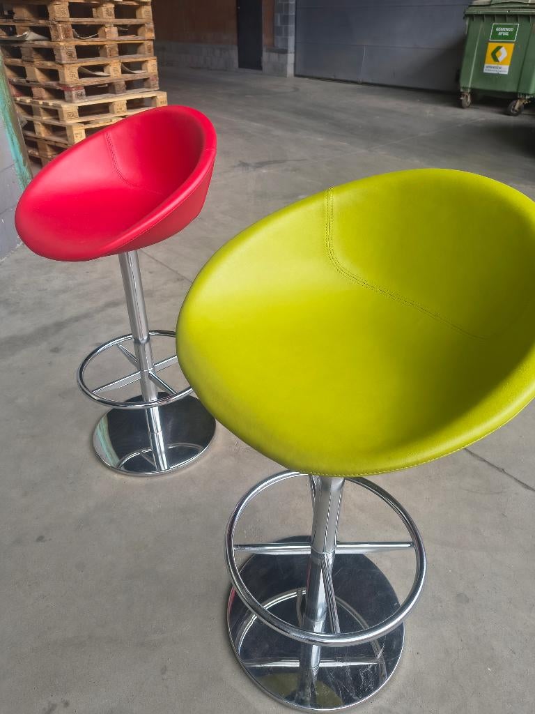 Barkrukken chrome/leer Pedrali Gliss 985, Huis en Inrichting, Barkrukken, Zo goed als nieuw, 60 tot 90 cm, Leer, 4 krukken, Met voetsteun