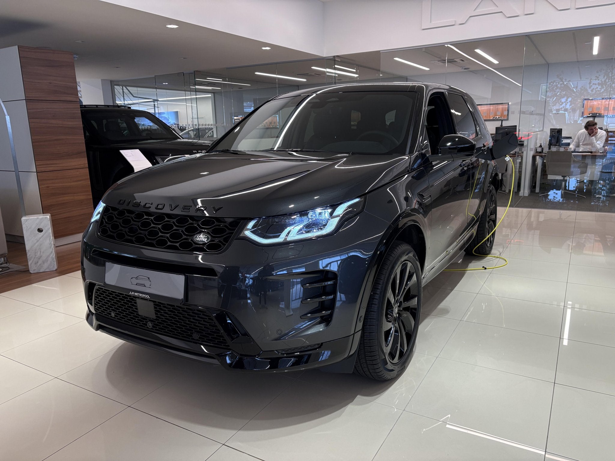 Land Rover Discovery Sport //P270e Dynamic SE, Auto's, Land Rover, Automaat, Navigatiesysteem, 1497 cc, Overige kleuren