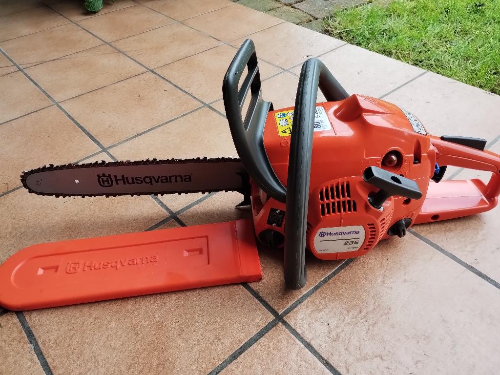 Scie à chaîne Husqvarna, Enlèvement, Comme neuf, Tronçonneuse