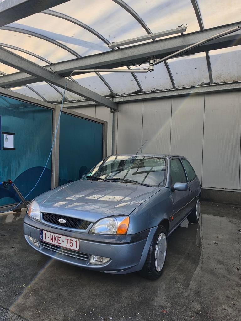 Ford fiesta 2002 1.3, Voorwielaandrijving, Stof, 4 cilinders, Navigatiesysteem