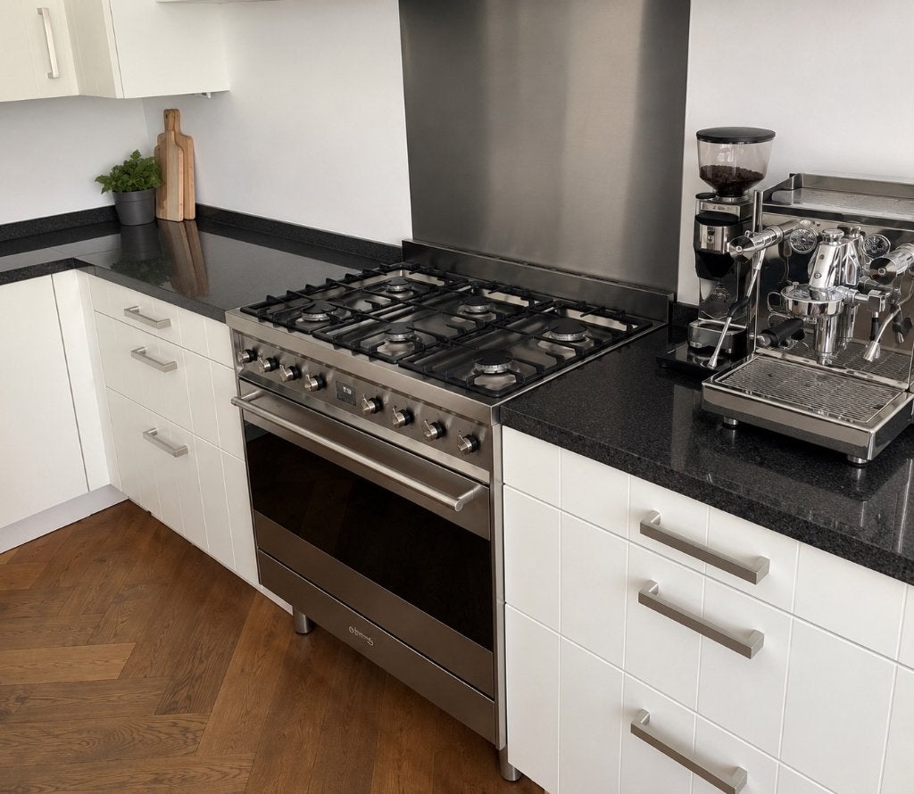 ✨ CUISINE DESIGN AVEC ÎLOT ET APPAREILS ÉLECTROMÉNAGERS ✨, Maison & Meubles, Cuisine | Cuisines complètes, Enlèvement ou Envoi