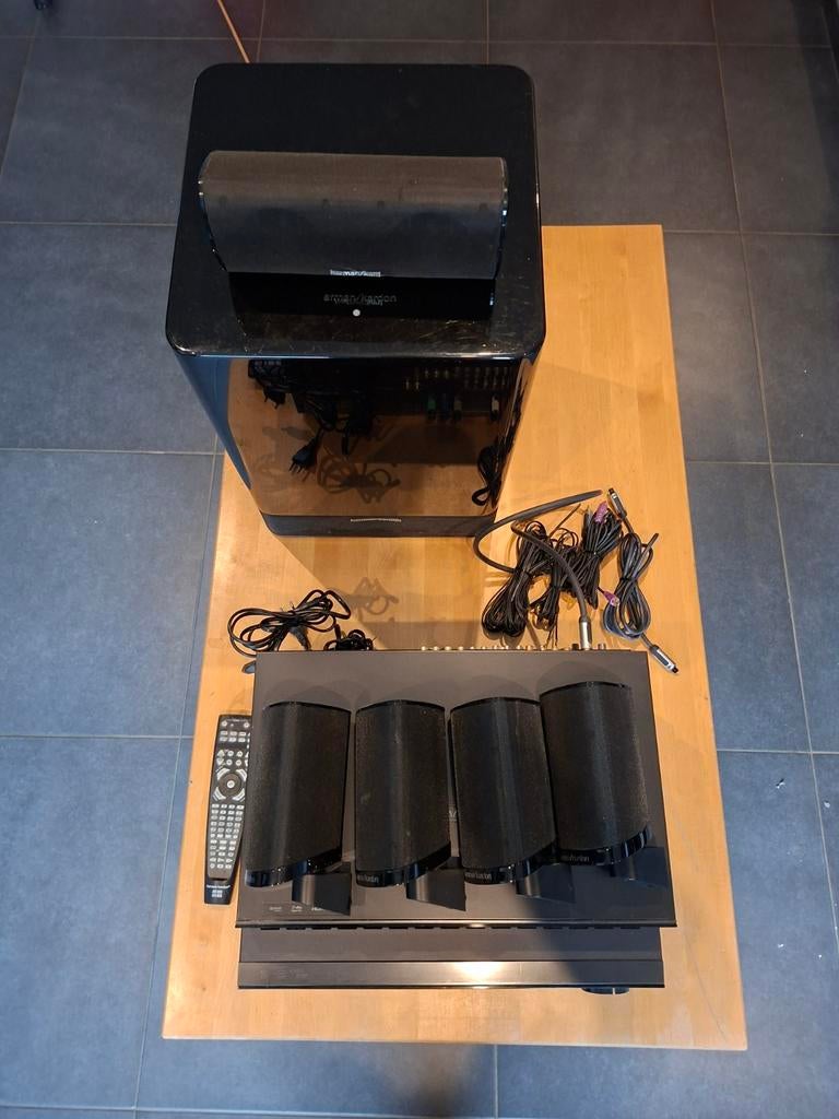 Enceintes home cinéma Harman Kardon, TV, Hi-fi & Vidéo, Enceintes, Enlèvement