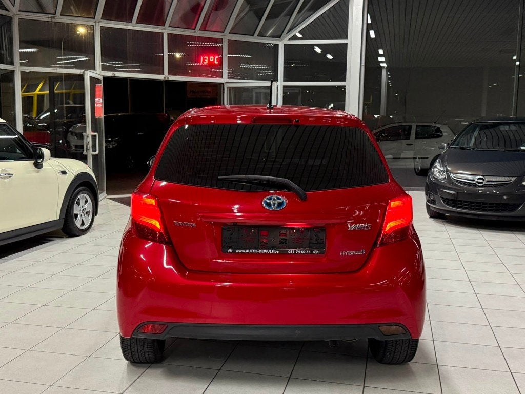 Toyota Yaris Hybride/Essence 1.5i 54kW Automatique Euro 6b, Autos, Euro 6, Entreprise, Entretenue par le concessionnaire, 5 portes