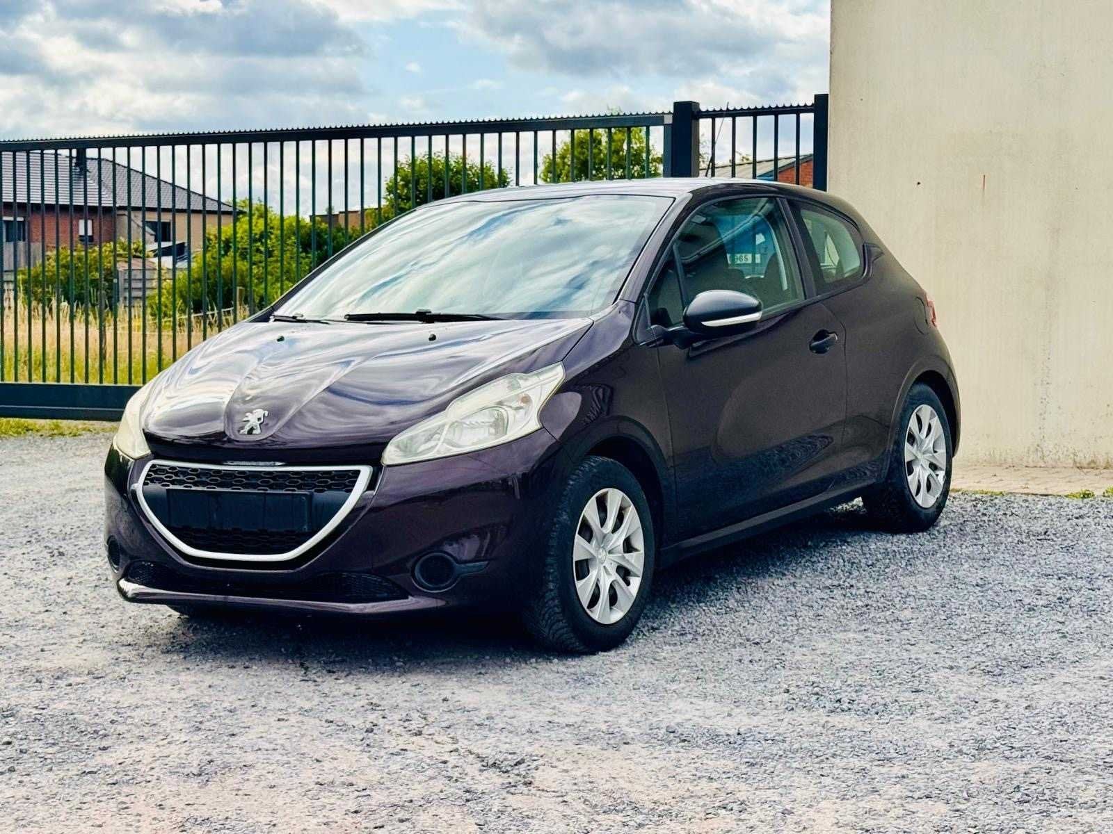 2012 Peugeot 208, Auto's, Euro 5, Gebruikt, Bedrijf, Handgeschakeld