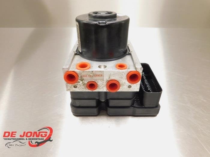 Pompe ABS d'un Ford Transit Connect, Autos : Pièces & Accessoires, Électronique & Câbles, Ford, Utilisé, 3 mois de garantie, Enlèvement ou Envoi