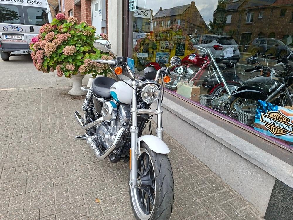 Harley XL883L super low -2017- 7300 km, Motoren, Motoren | Harley-Davidson, 2 cilinders, Chopper, 883 cc, Meer dan 35 kW