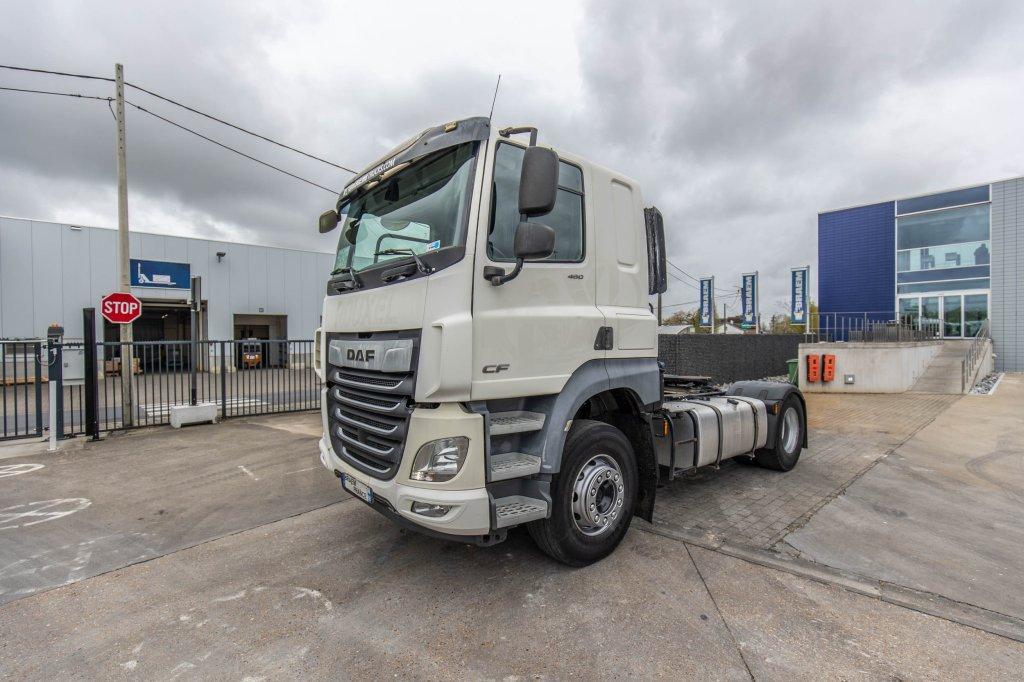 DAF CF 480 FT+INTARDER+HYDR. (bj 2018), Auto's, Vrachtwagens, Automaat, Achterwielaandrijving, Euro 6, Wit