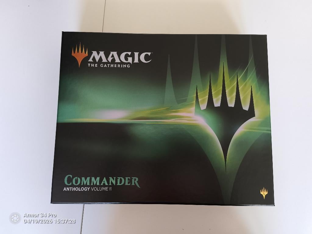 Commander Antology Volume 2, Enlèvement ou Envoi, Comme neuf, Deck game, Foil