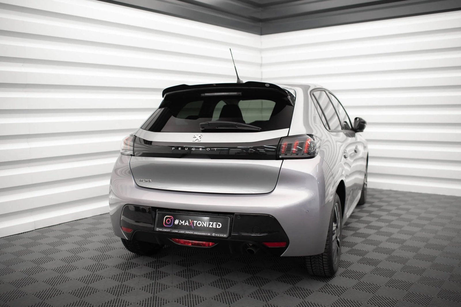 Maxton spoiler cap peugeot 208, Ophalen