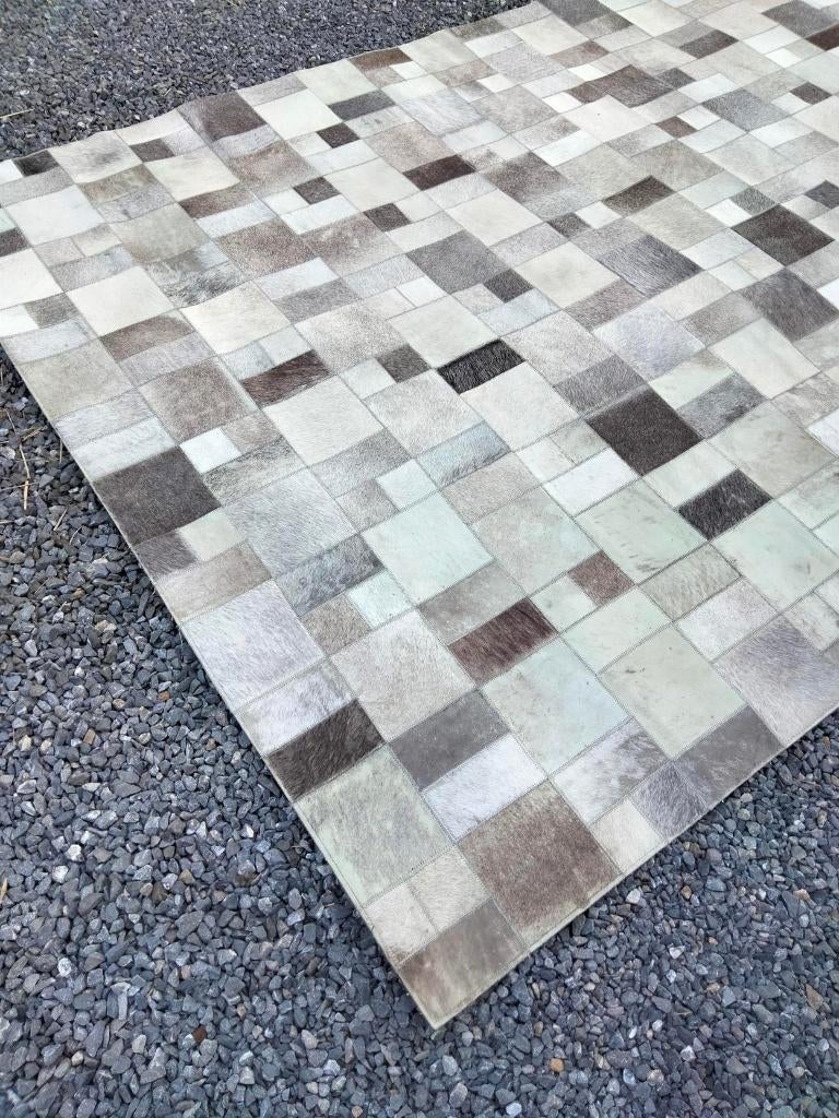 Groot tapijt koehuid patcwork leder Cow skin 238 x 169cm, Ophalen, Gebruikt, 150 tot 200 cm, 200 cm of meer