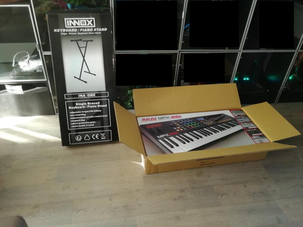 Akai Professional MPK 261 MIDI-controller Keyboard !!!!, Enlèvement, Neuf