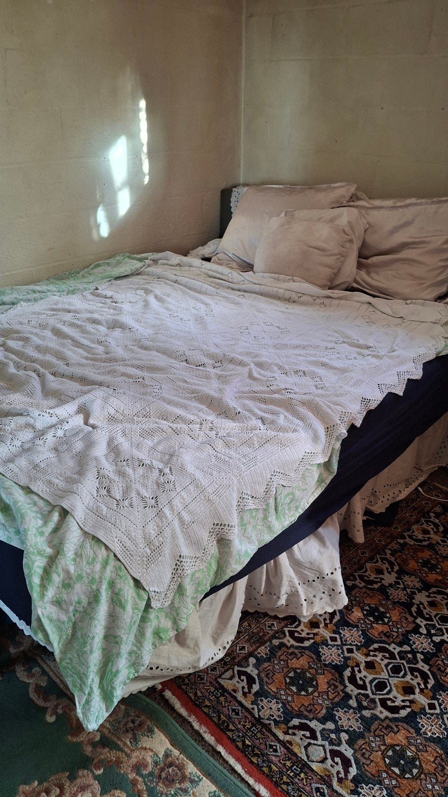 Lit double 140x190, Maison & Meubles, Queen size, 140 cm, Enlèvement, Bois