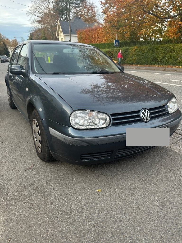 Golf in zeer goede staat met trekhaak en extra banden, Auto's, Volkswagen, Particulier, Golf, Benzine, Handgeschakeld