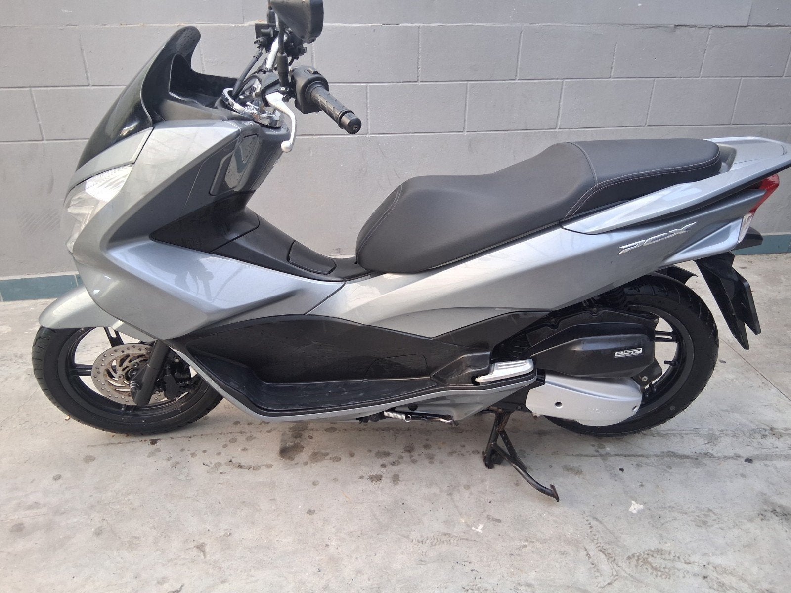 Honda pcx 125, Motos, Particulier, Scooter