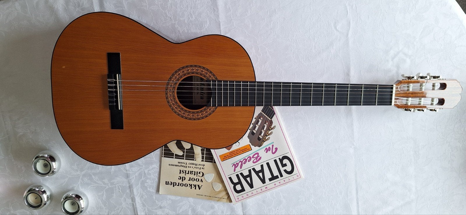 guitare et accessoires, Enlèvement, Comme neuf, Guitare classique ou espagnole