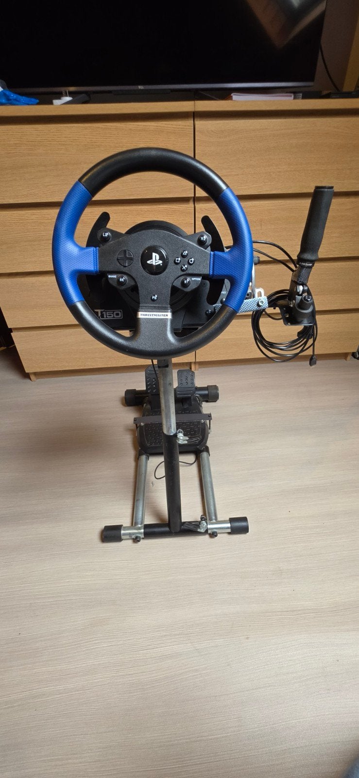 Thrustmaster T150 PS4/PS5/PC — Pack complet avec support, Enlèvement, Utilisé, Volant ou Pédales, PlayStation 3