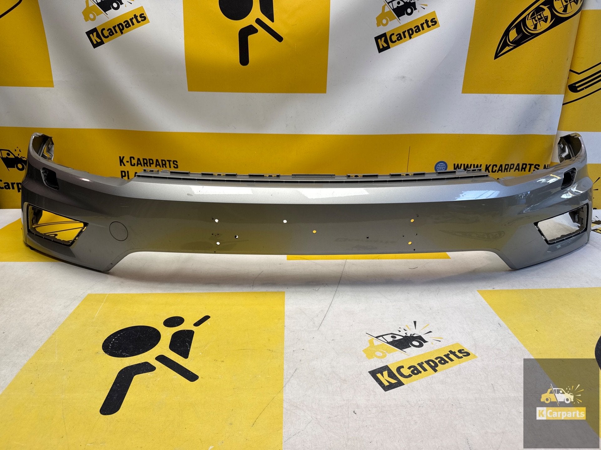 Voorbumper Volkswagen Tiguan 5na 5NA807221 bumper, Info@fabrikant.eu, Bumper, Fabrikant BV, Gebruikt