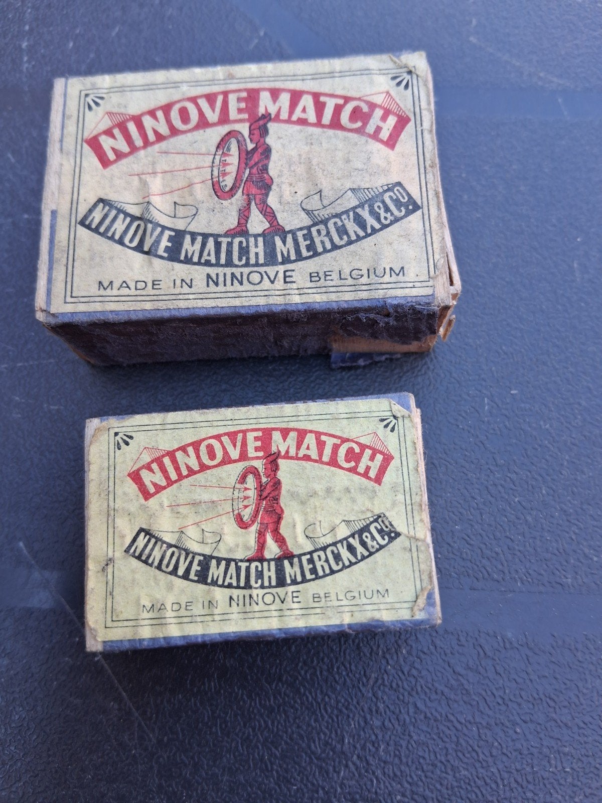 ninove match  lucifer doosjes, Ophalen