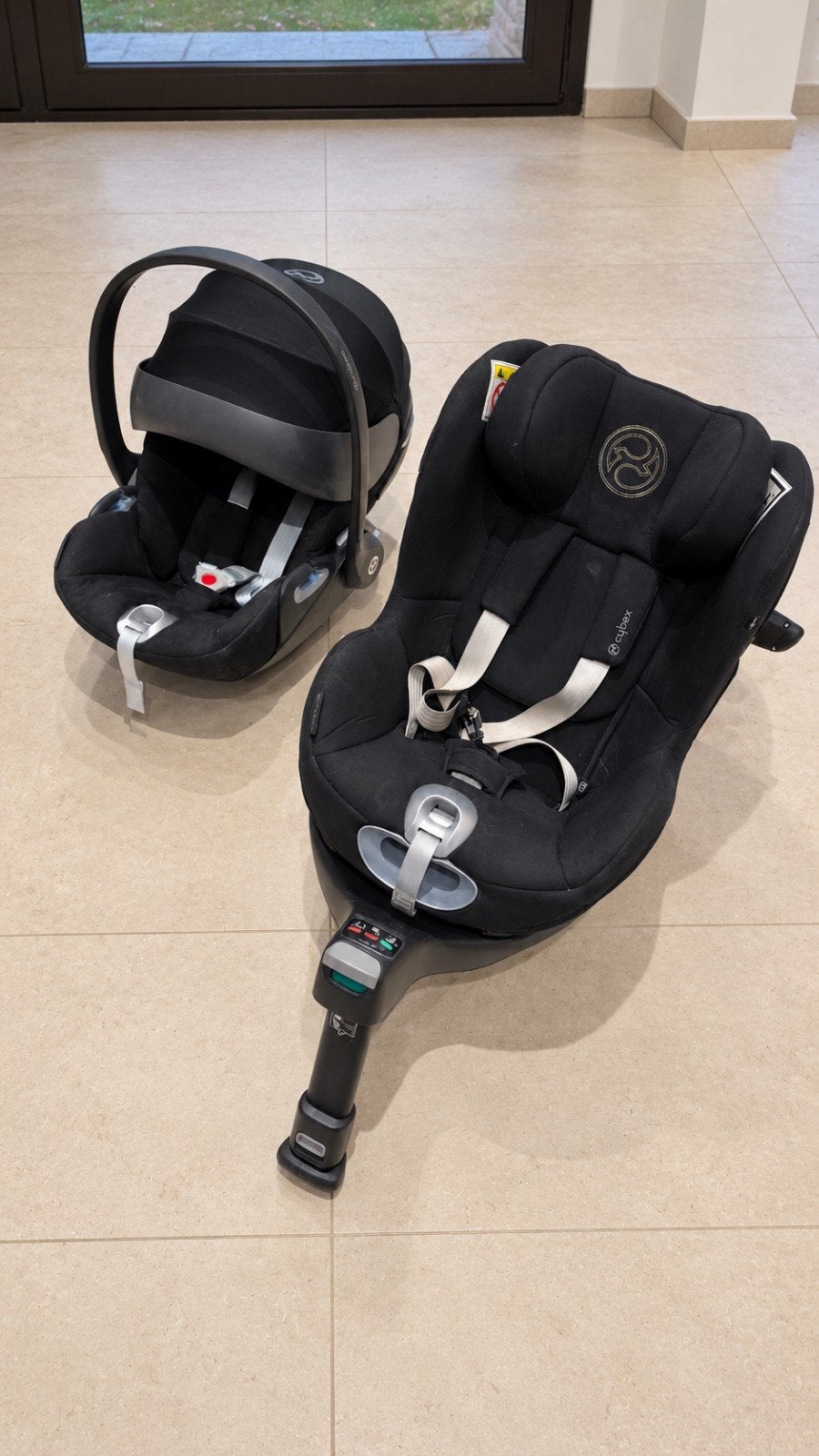 Verdraaibare autostoel Cybex + Cloud Z en Sirona Z i-Size, Verstelbare rugleuning, 0 t/m 18 kg, Zo goed als nieuw, Isofix