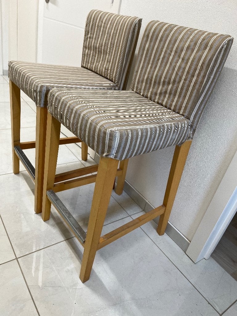 Chaise tabouret, Enlèvement