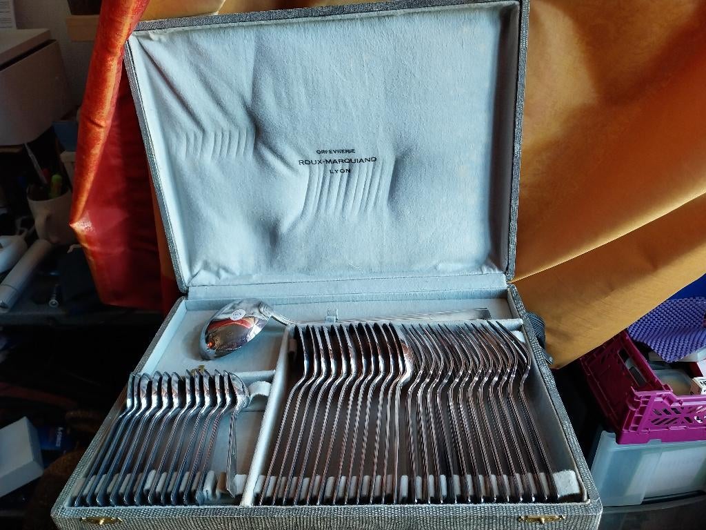 ARCUS VERZILVERDE BESTEKSET VAN ROUX MARQUIAND LYON, Gespecialiseerd in antiek, Vervaardiging