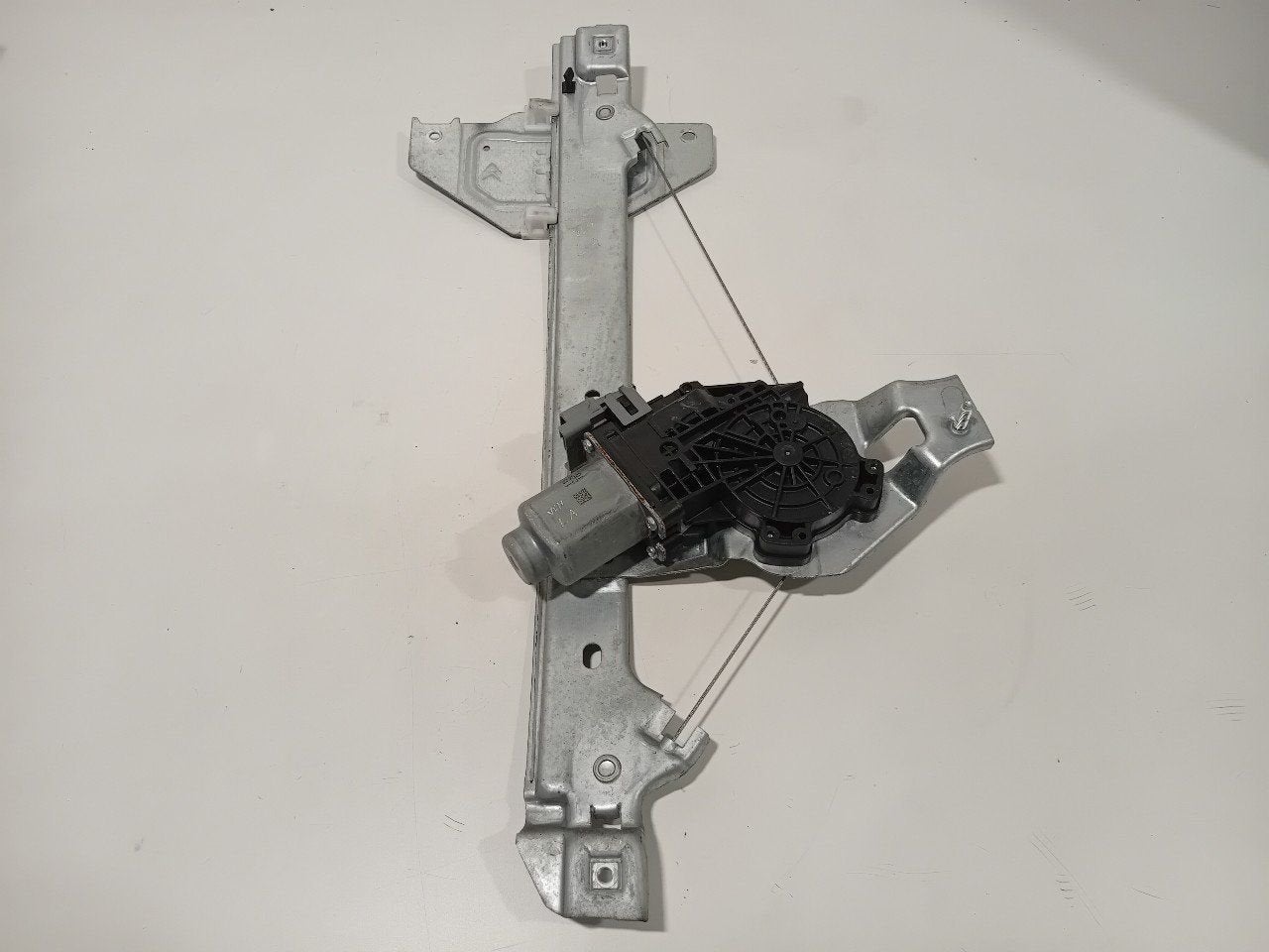 Raammechaniek elektrisch links achter Citroën C3, Onderdelen@venauto.nl, Van der Ven Autorecycling B.V., Gebruikt, Ettenseweg 76, 4706 PB Roosendaal, The Netherlands