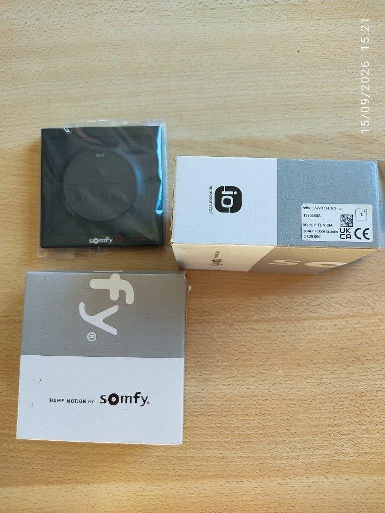 Somfy Commande murale 3 canaux io neuf, Bricolage & Construction, Enlèvement, Neuf