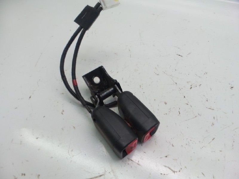 BOUCLE DE CEINTURE ARRIÈRE GAUCHE Kia Sportage (SL), Utilisé, Kia