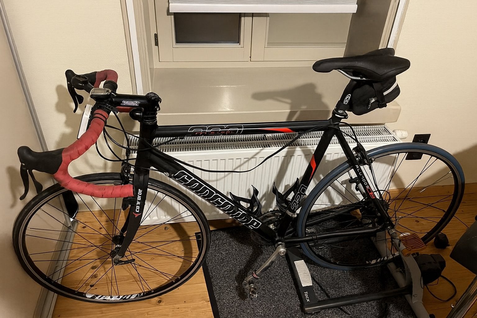 Racefiets met tacx rollen, Ophalen, Gebruikt