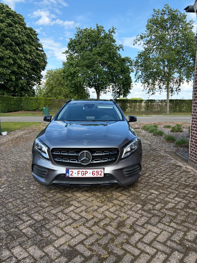 Mercedes Gla180, Auto's, Mercedes-Benz, 1940 kg, 4 cilinders, Leder en Stof, 1595 cc