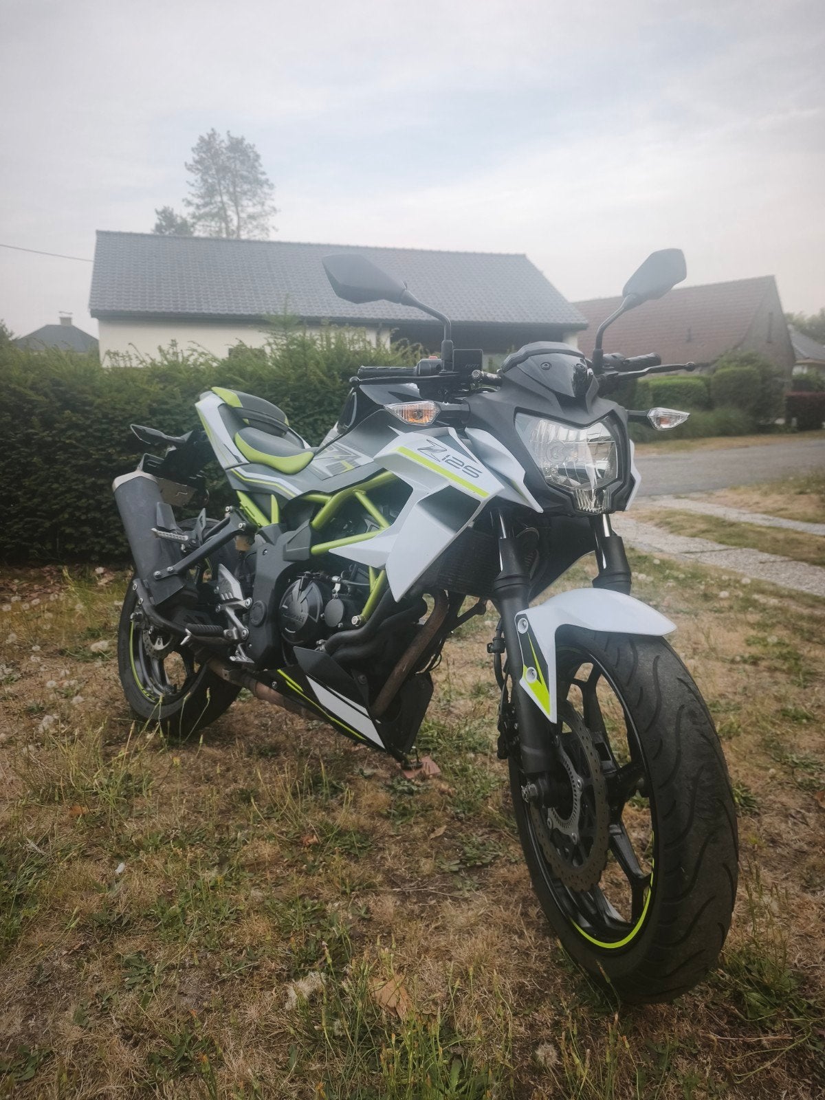 Kawasaki Z 125 2019, Motoren, Gebruikt, Particulier, 125 cc, 11 kW of minder