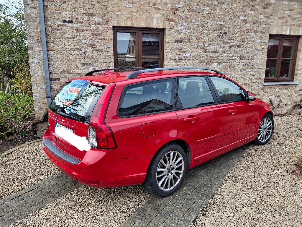 Volvo V50, Autos, Volvo, Euro 5, Achat, 110 kW, Noir
