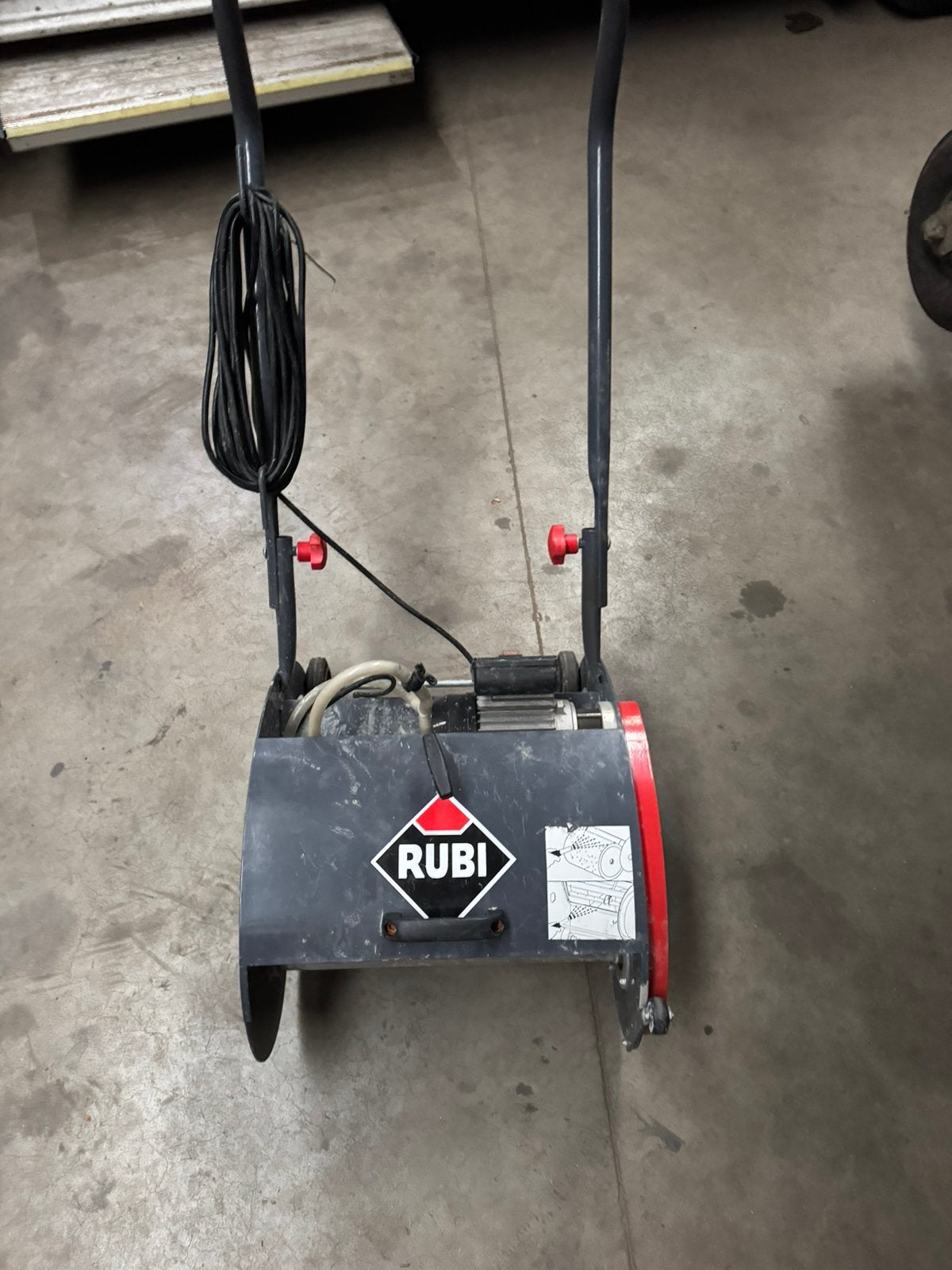 Rubi spomatic sponsmachine, Doe-het-zelf en Bouw, Ophalen, Zo goed als nieuw