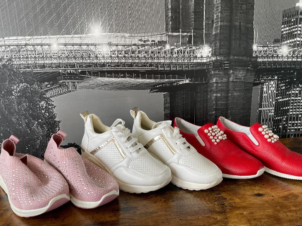 NIEUW - 2 paar schoenen - 1 paar gratis maat 39, Neuf, Rose, Sabots, Envoi